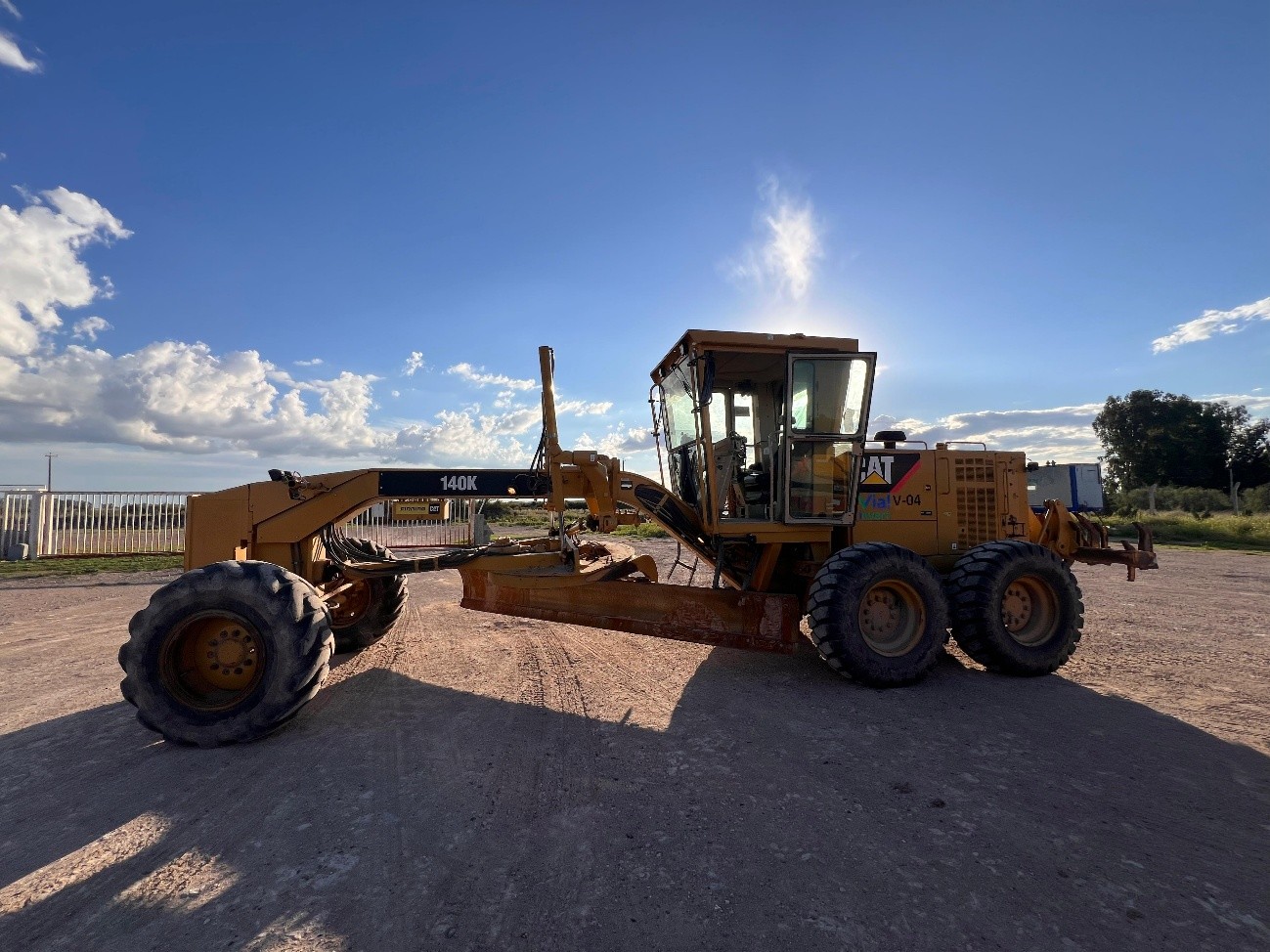 Motoniveladora Caterpillar 140K Vialinvert